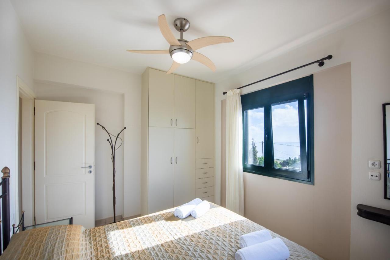 Portela Apartments Kampoula Keratókambos Eksteriør bilde